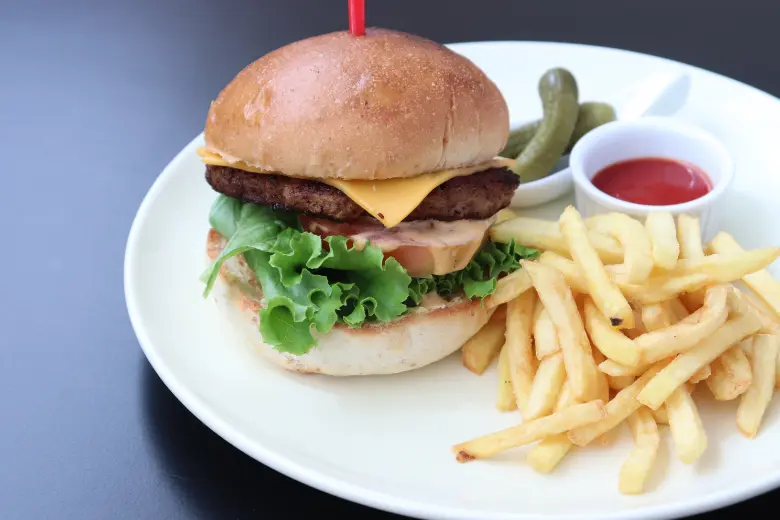 奈義和牛ハンバーガー